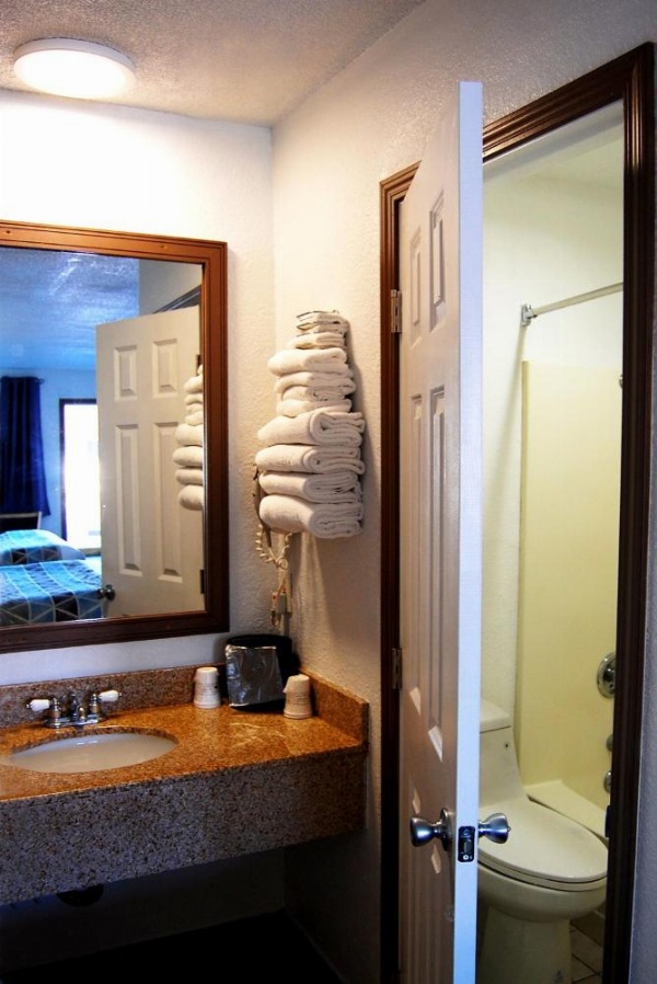 Westward Inn image 9